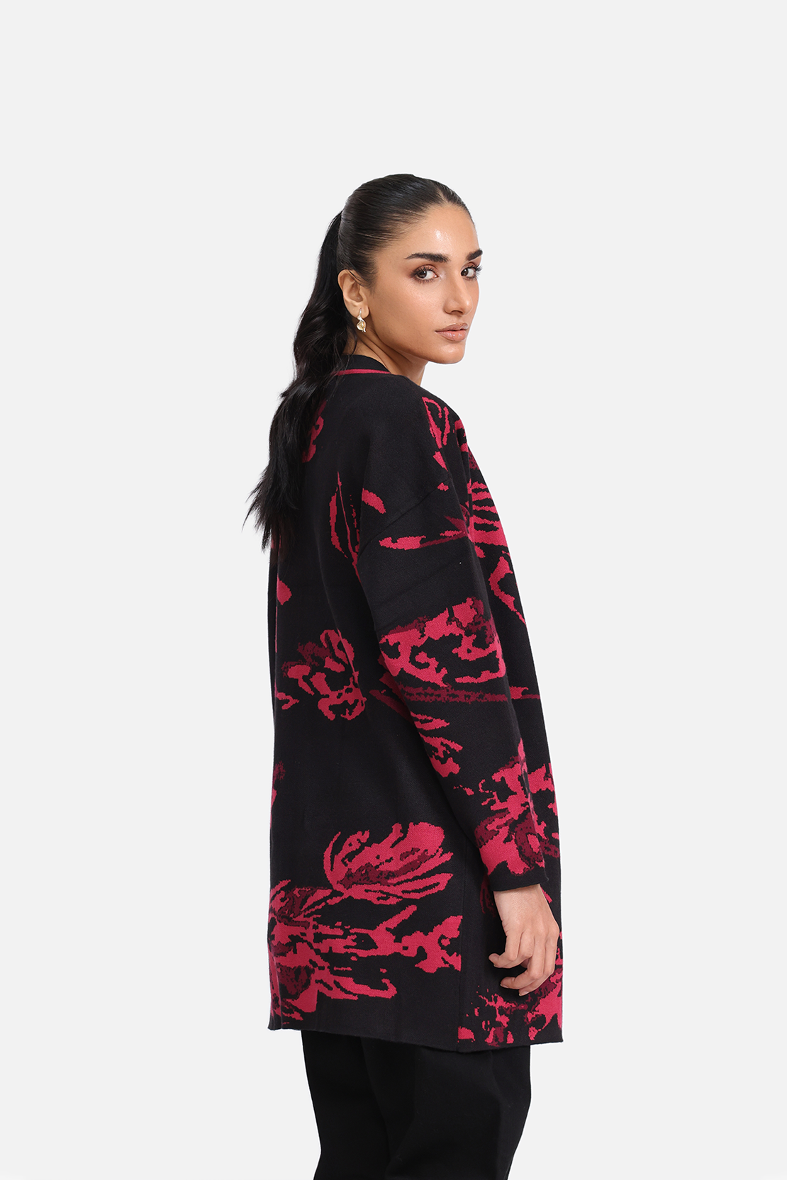 KNITTED CARDIGAN