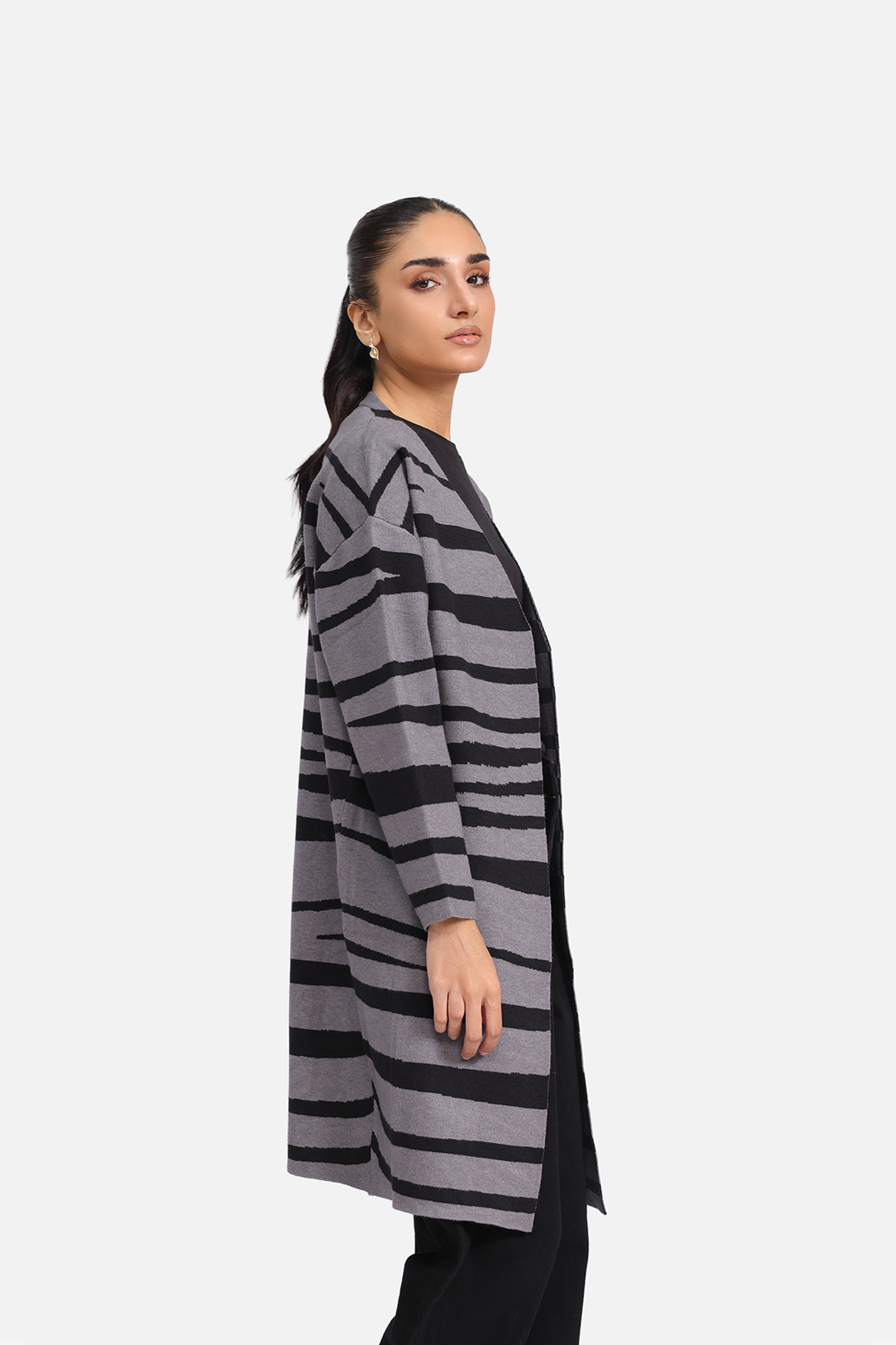 KNITTED CARDIGAN
