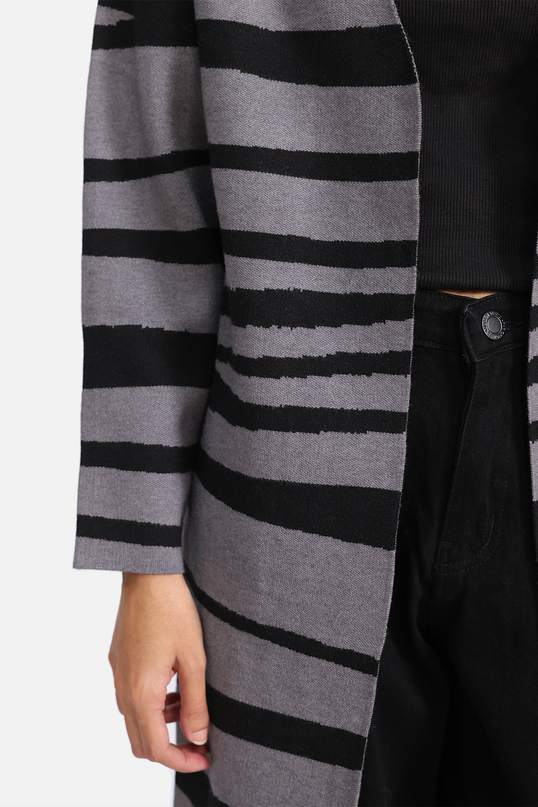 KNITTED CARDIGAN