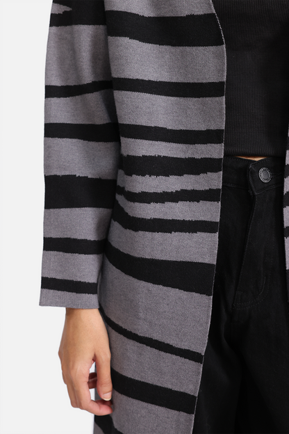 KNITTED CARDIGAN
