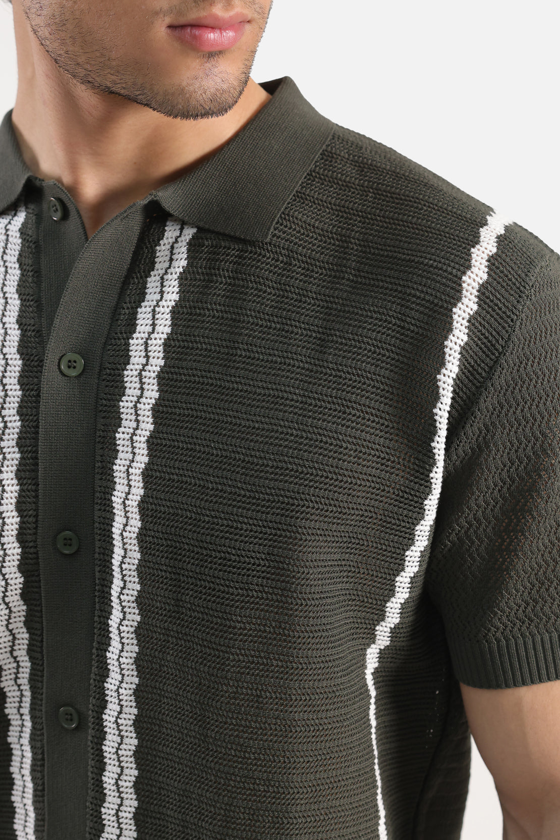 RELAXED FIT BUTTON DOWN CASUAL SHIRT