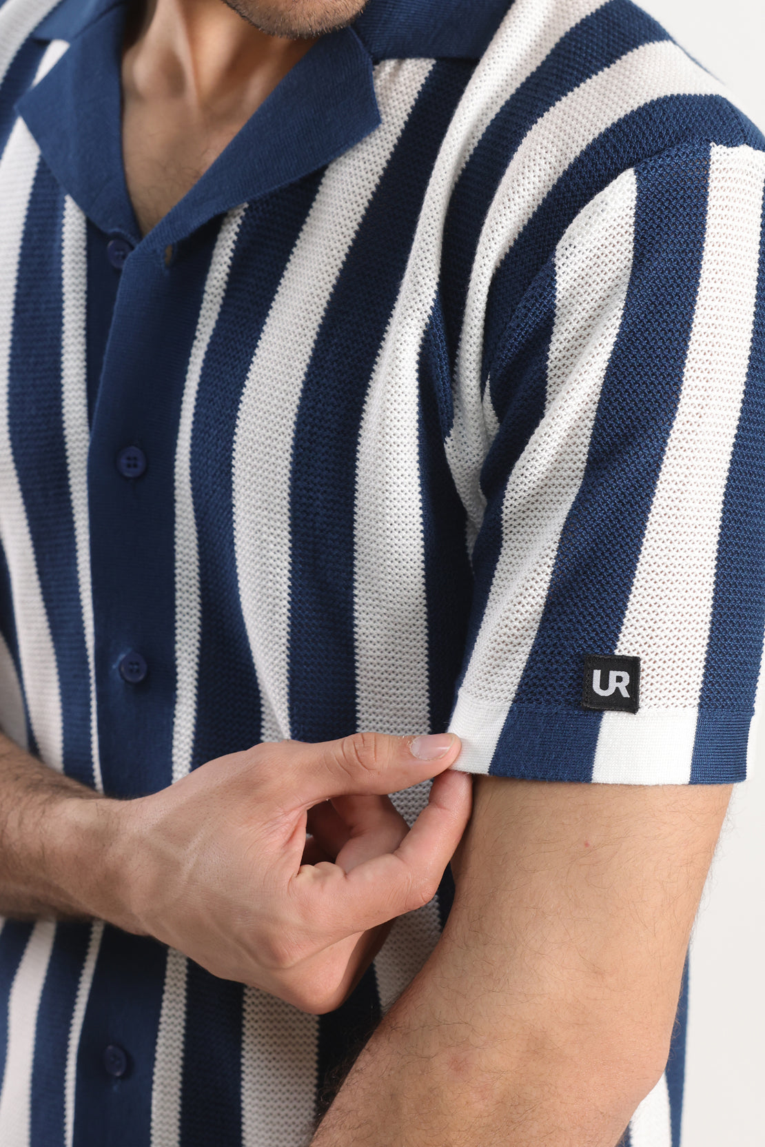 RELAXED FIT BUTTON DOWN KNITTED POLO