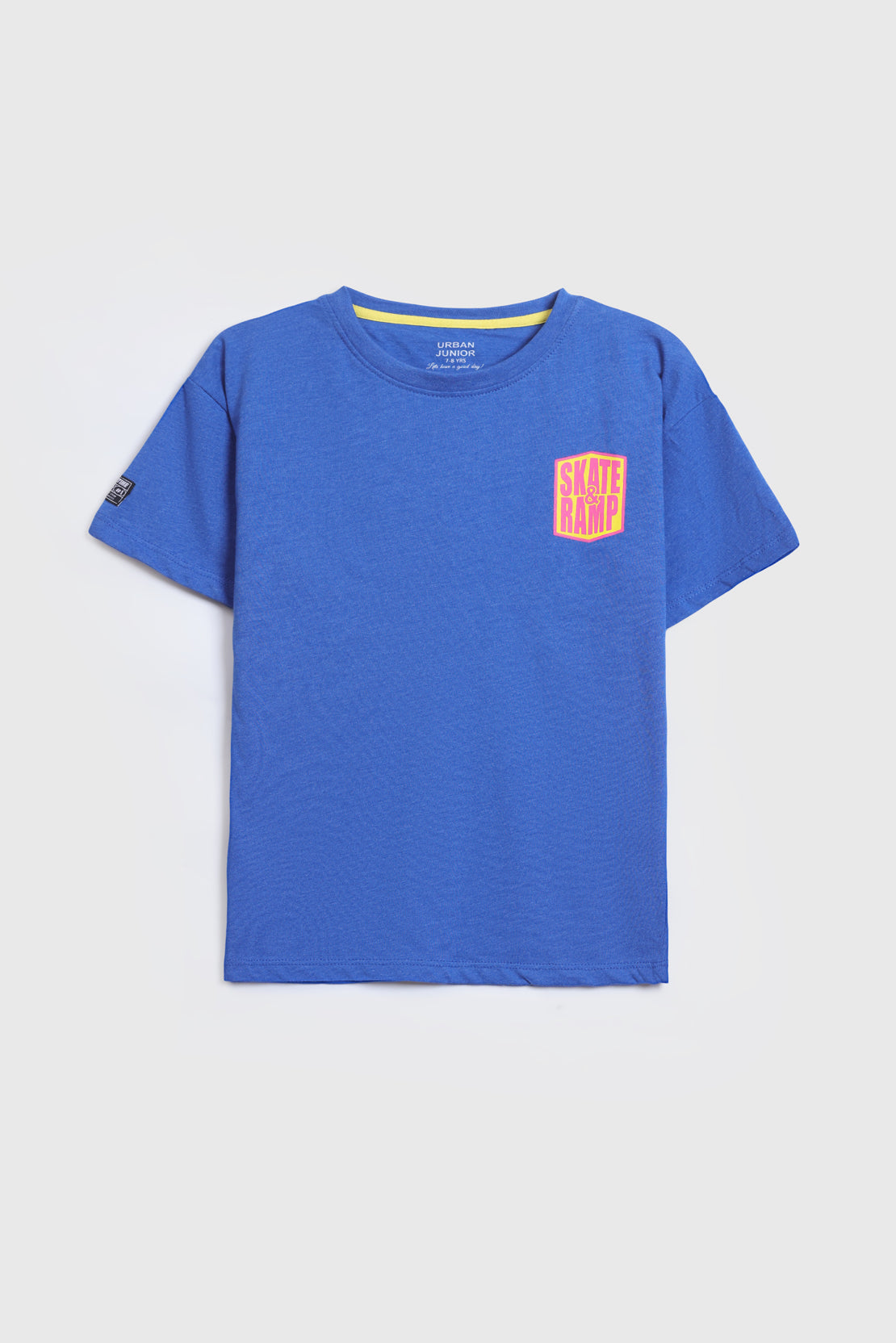 GRAPHIC T-SHIRT