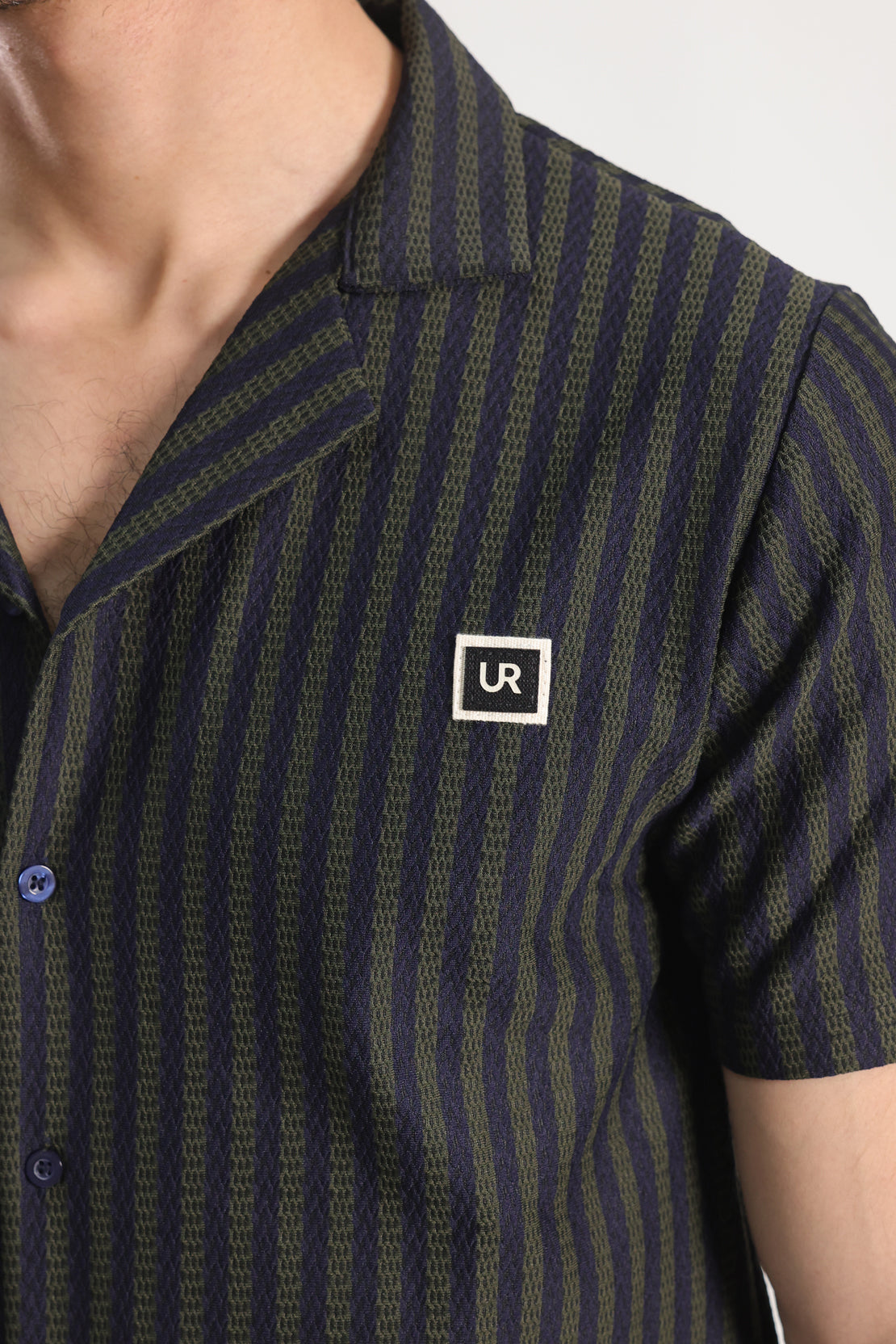 MEN KNITTED SHIRT