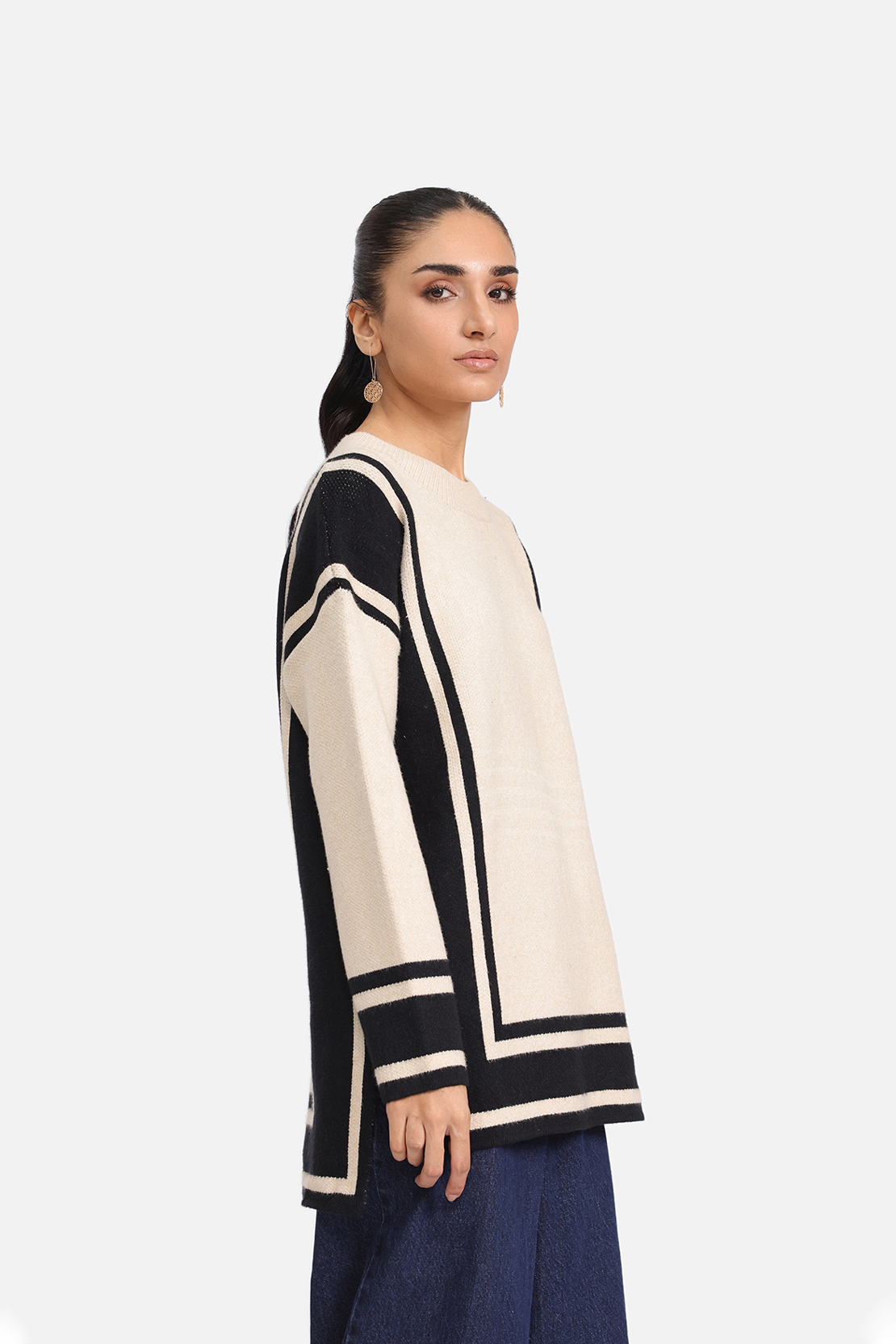 STRIPED SWEATER