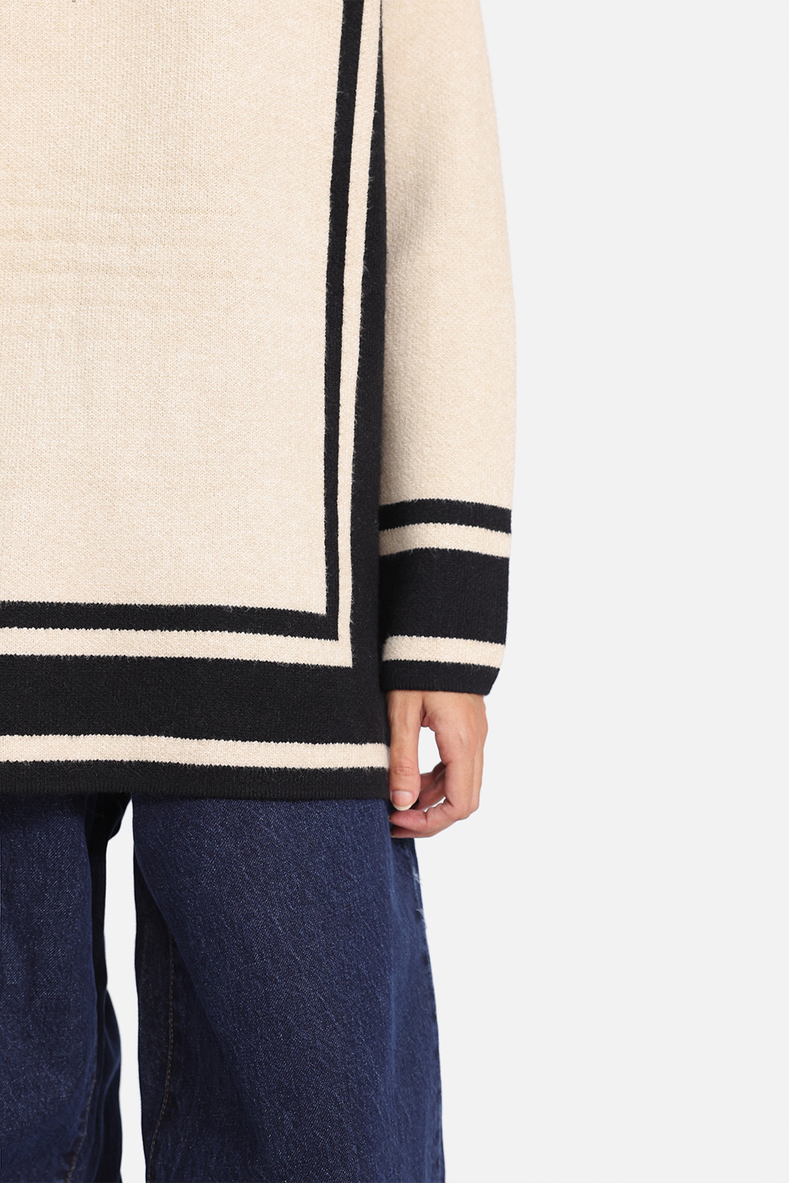 STRIPED SWEATER