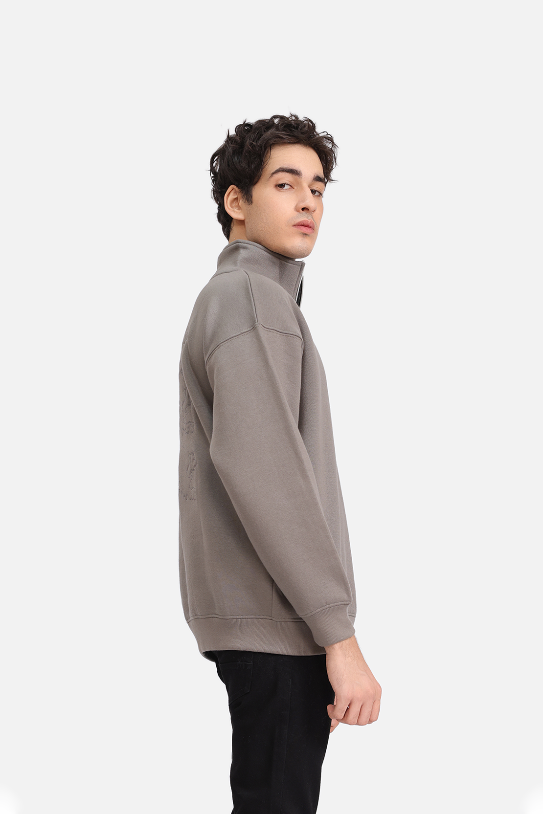 RELAXED MOCKNECK PULL-OVER