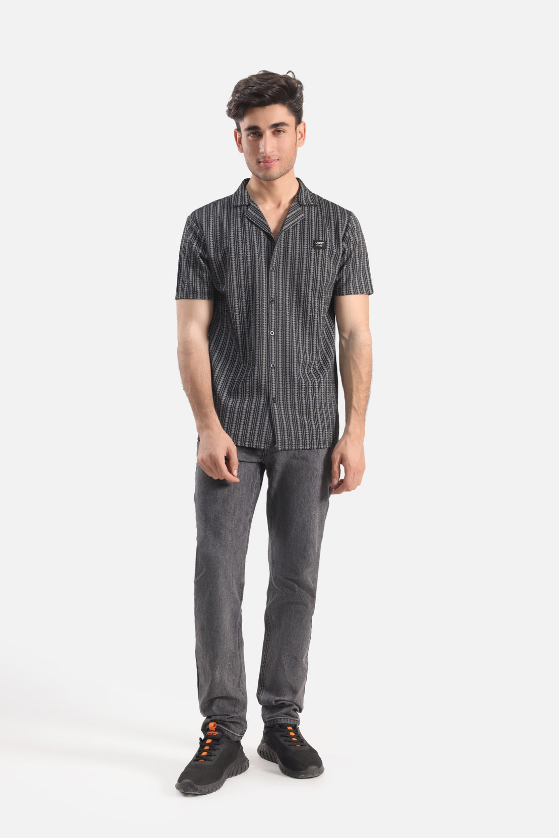 MEN KNITTED SHIRT