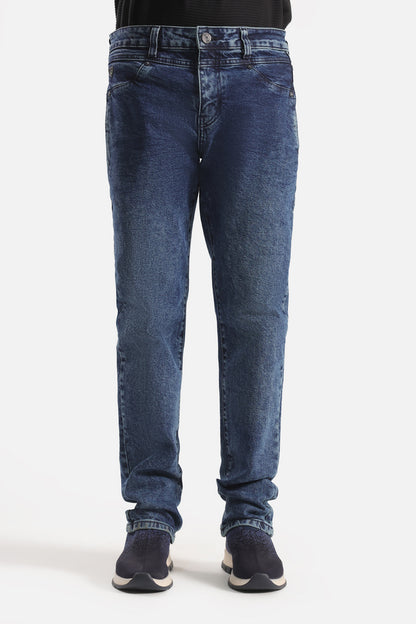 SLIM FIT JEANS