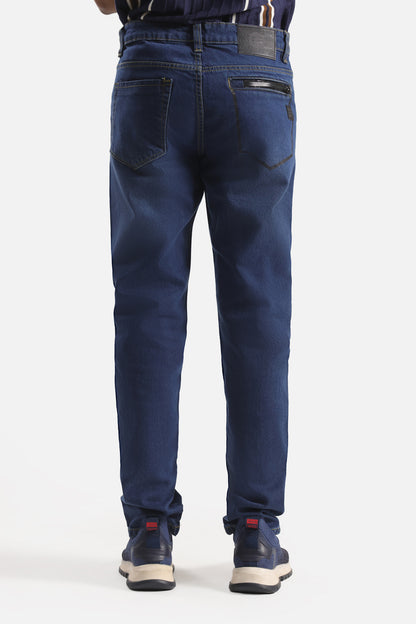 SLIM FIT JEANS