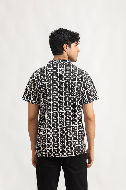 Resort collar shirt