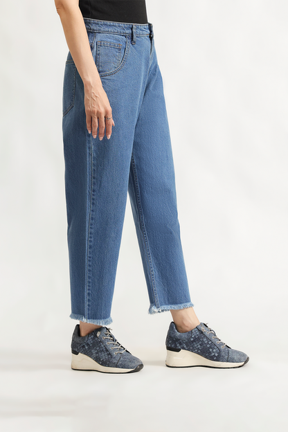 LADIES JEANS