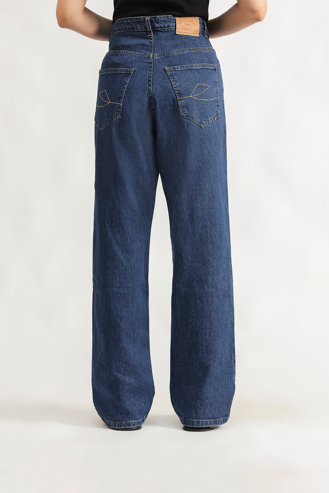 LADIES JEANS