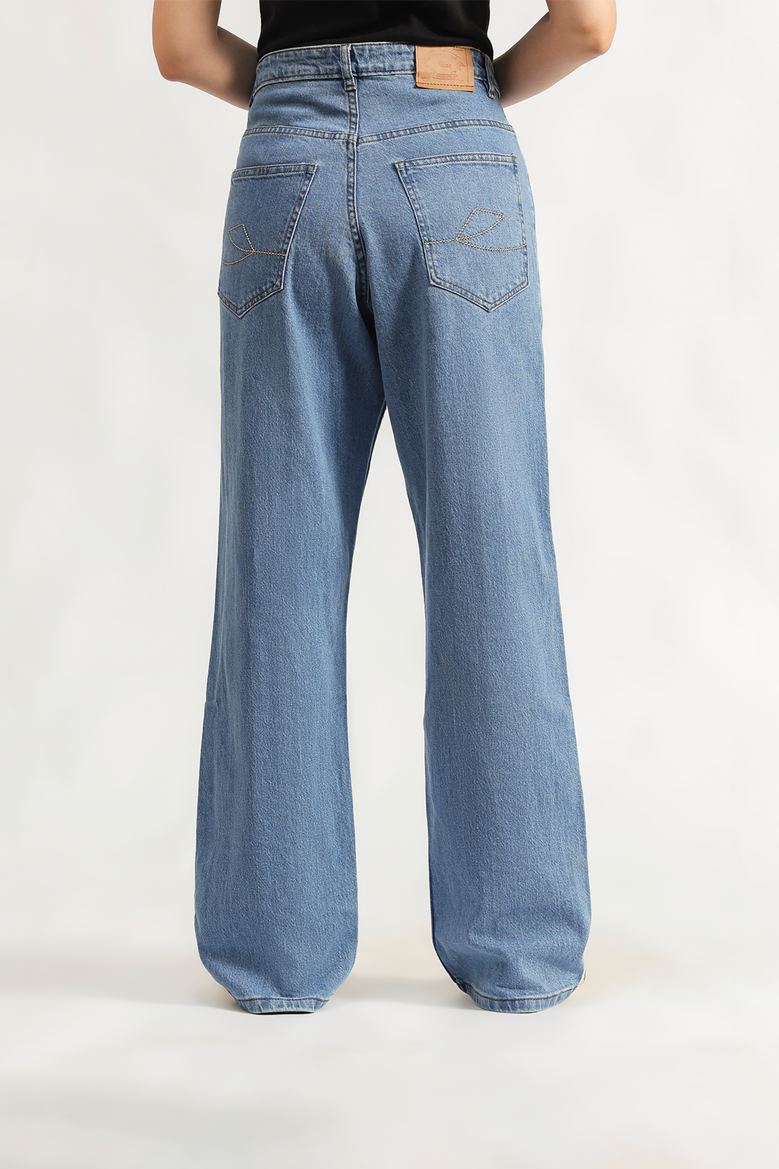 LADIES JEANS