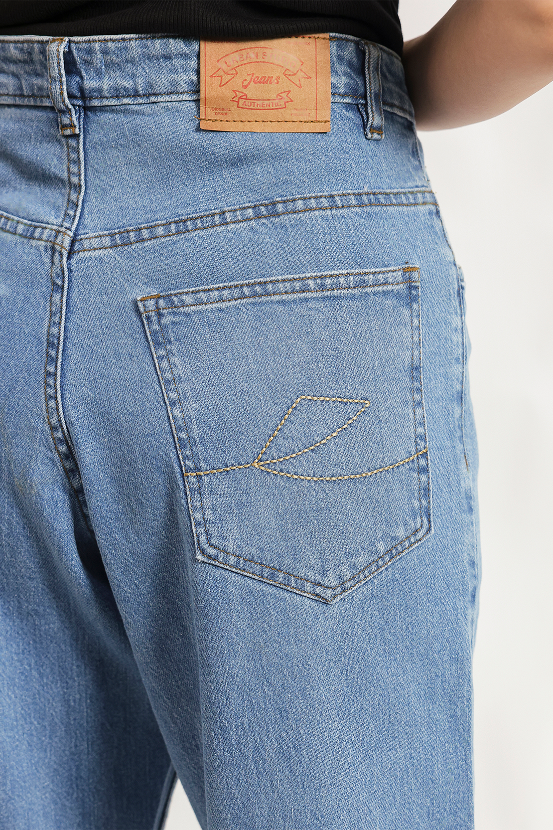 LADIES JEANS