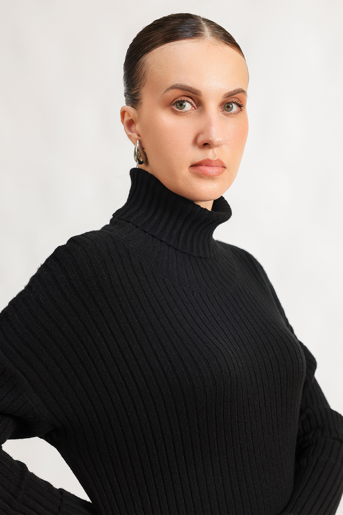LADIES SWEATER DRESS