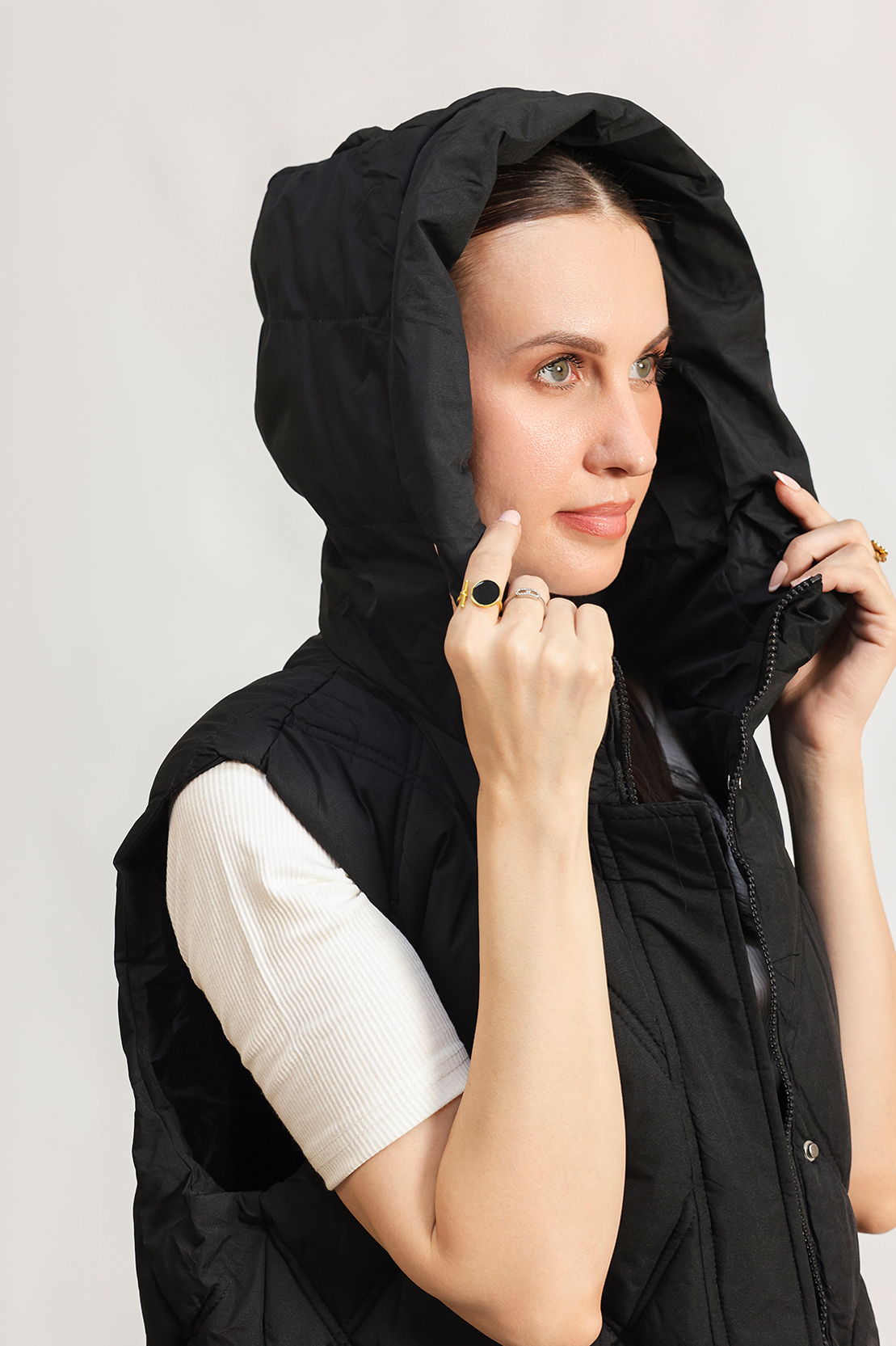 Hooded puffer gilet