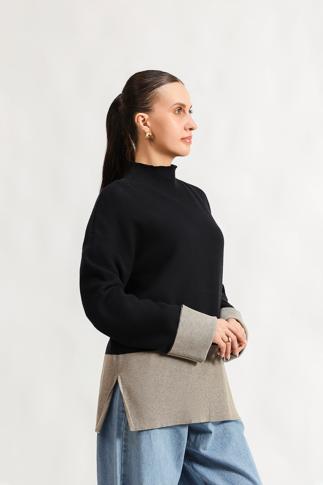 LADIES SWEATER