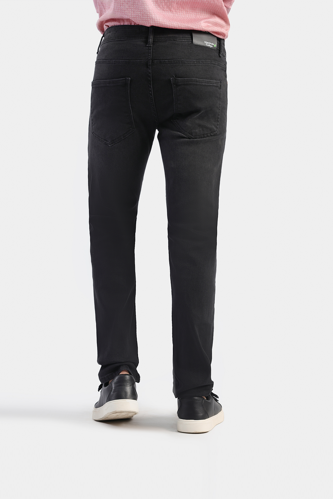 slim fit jeans