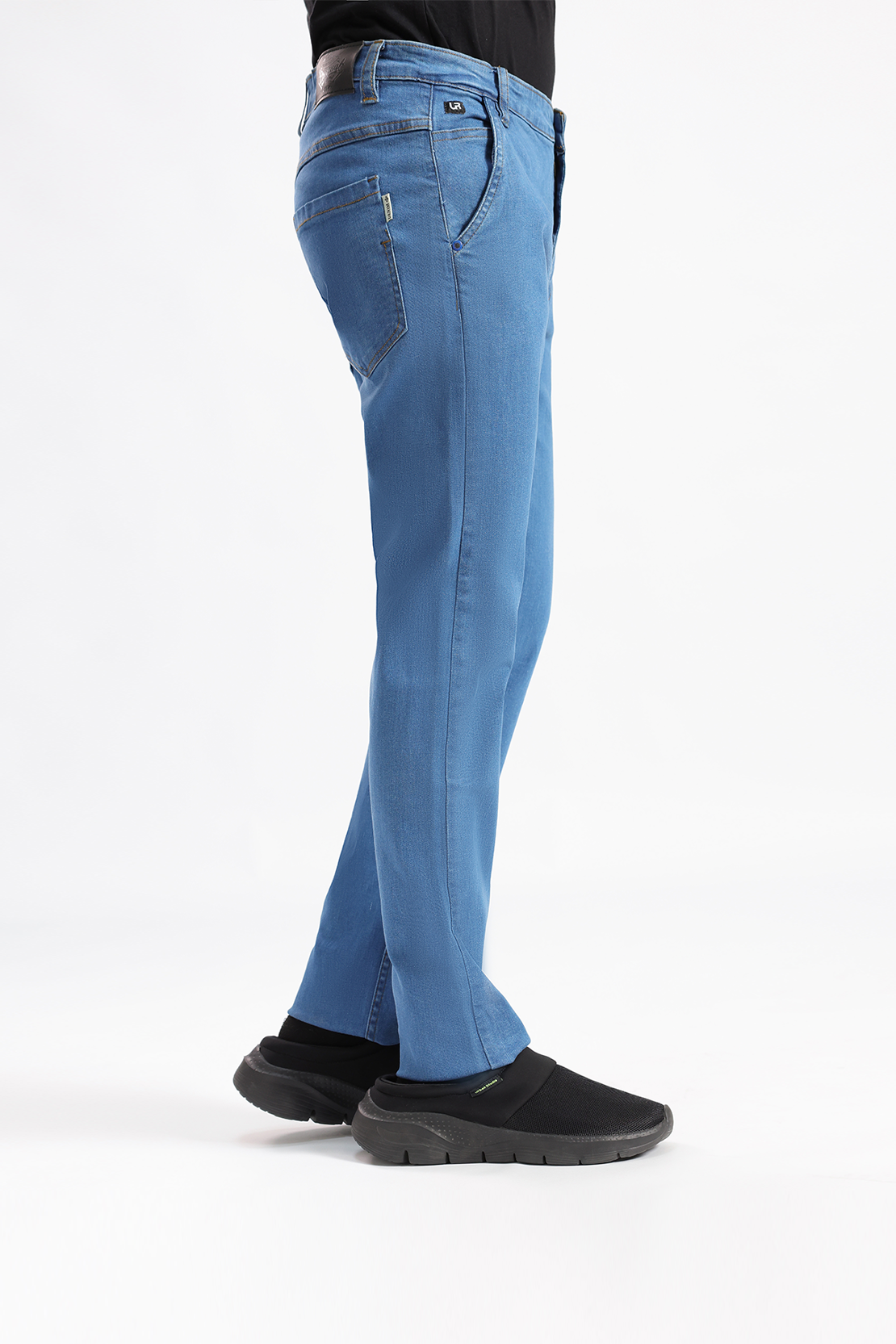 slim fit jeans