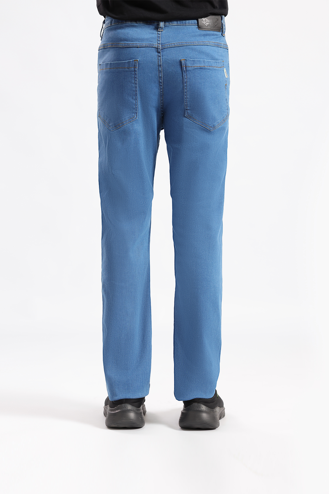 slim fit jeans