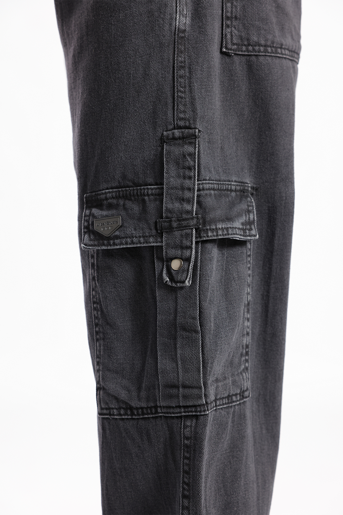 baggy cargo jeans