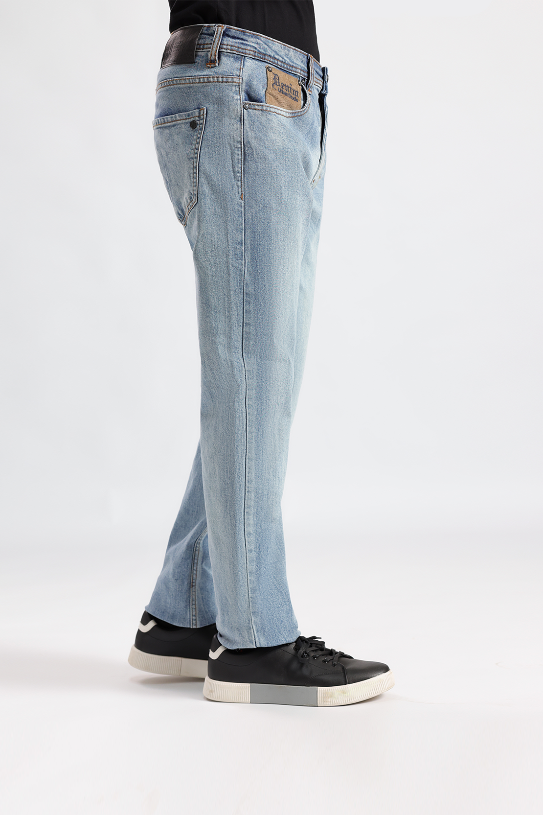 BASIC SLIM FIT JEANS