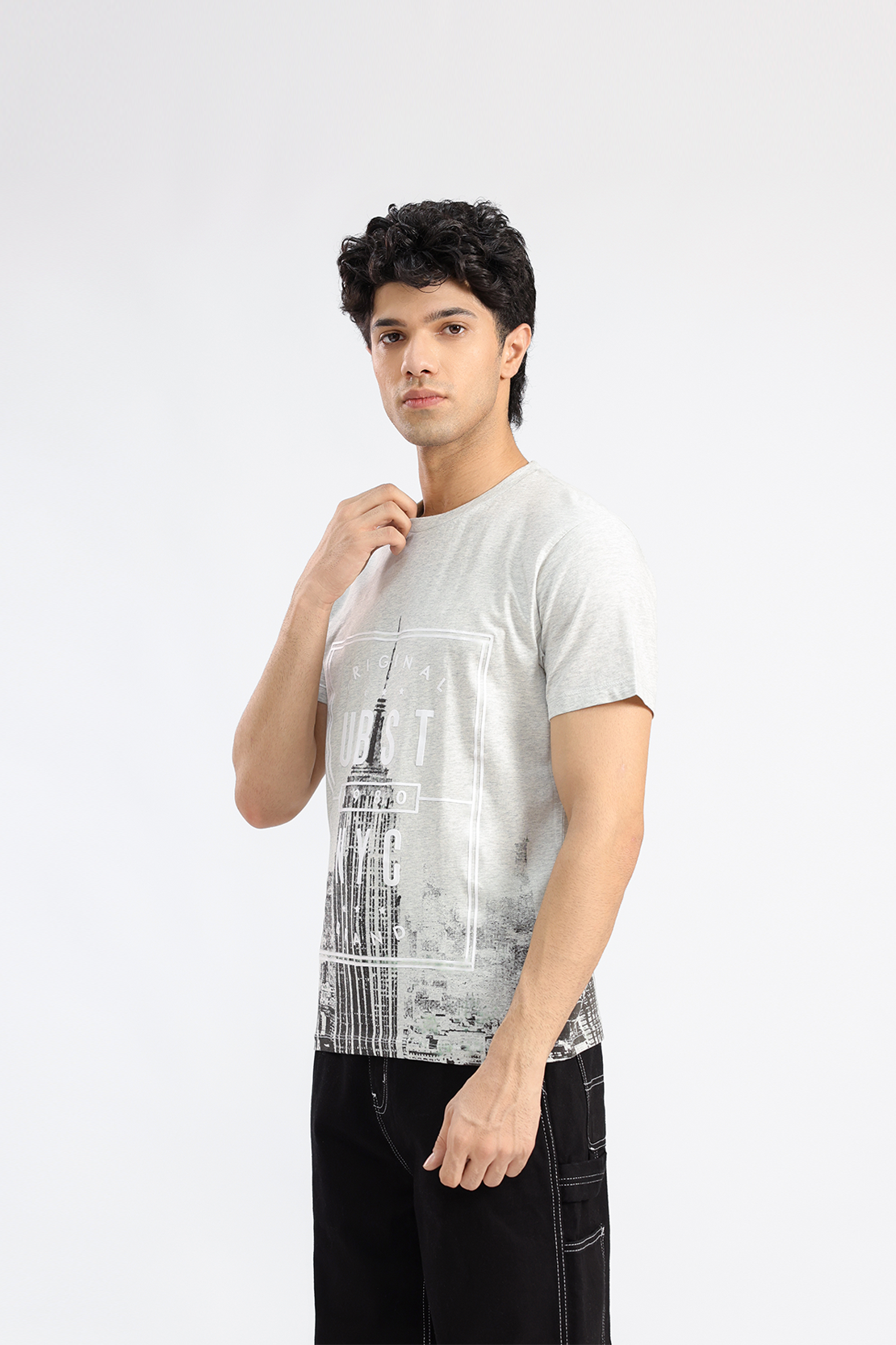Casual Graphic Fit