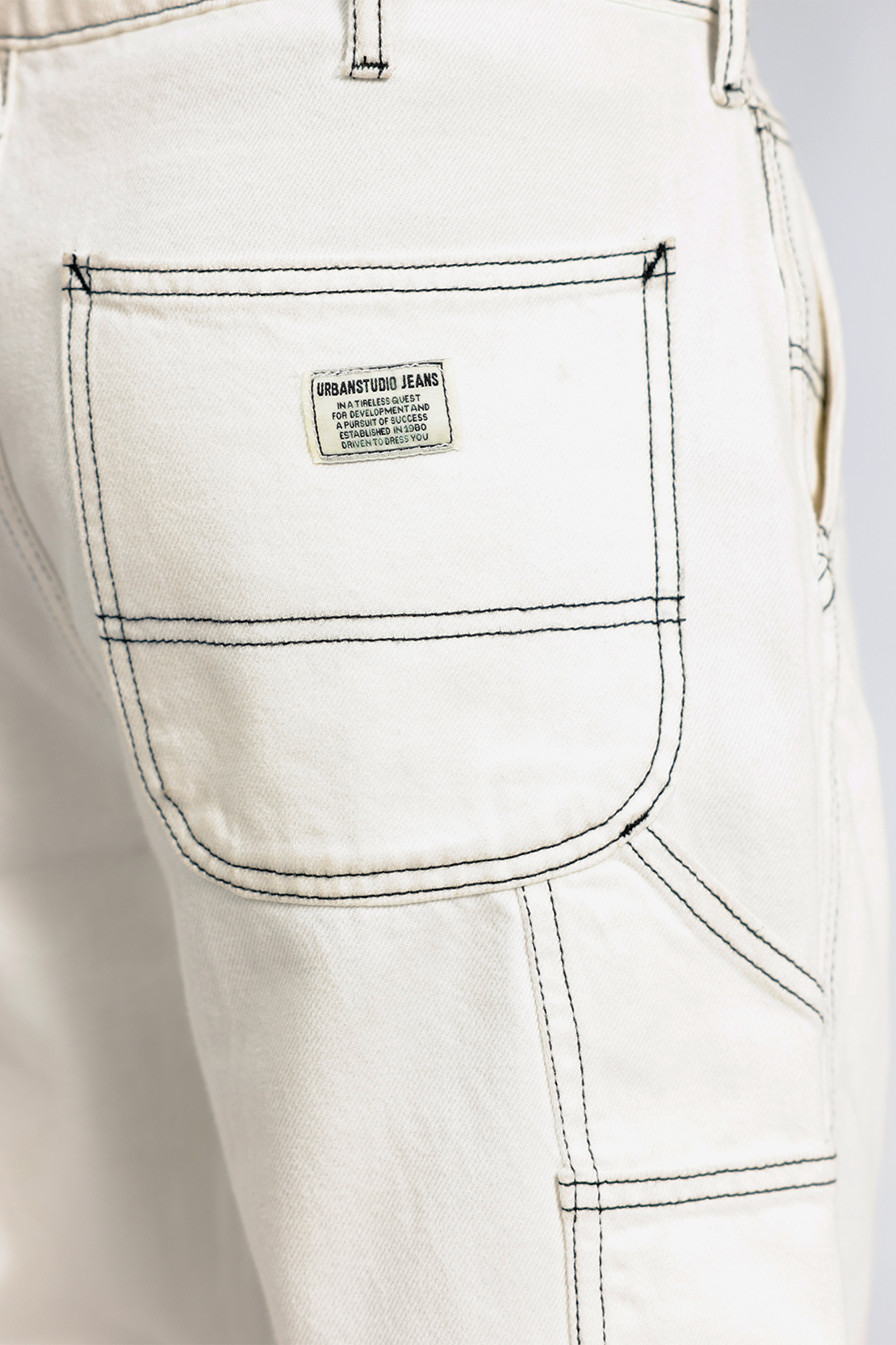 BAGGY STYLE JEANS