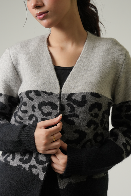 LADIES SWEATER