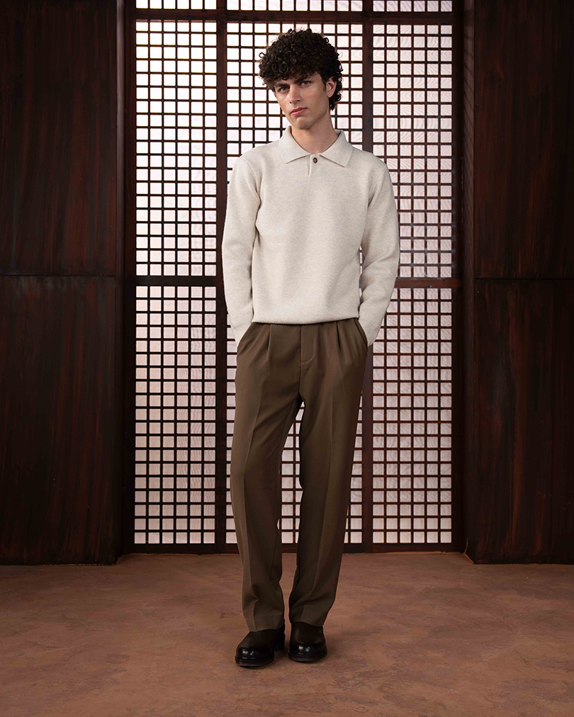 SWEATSHIRT