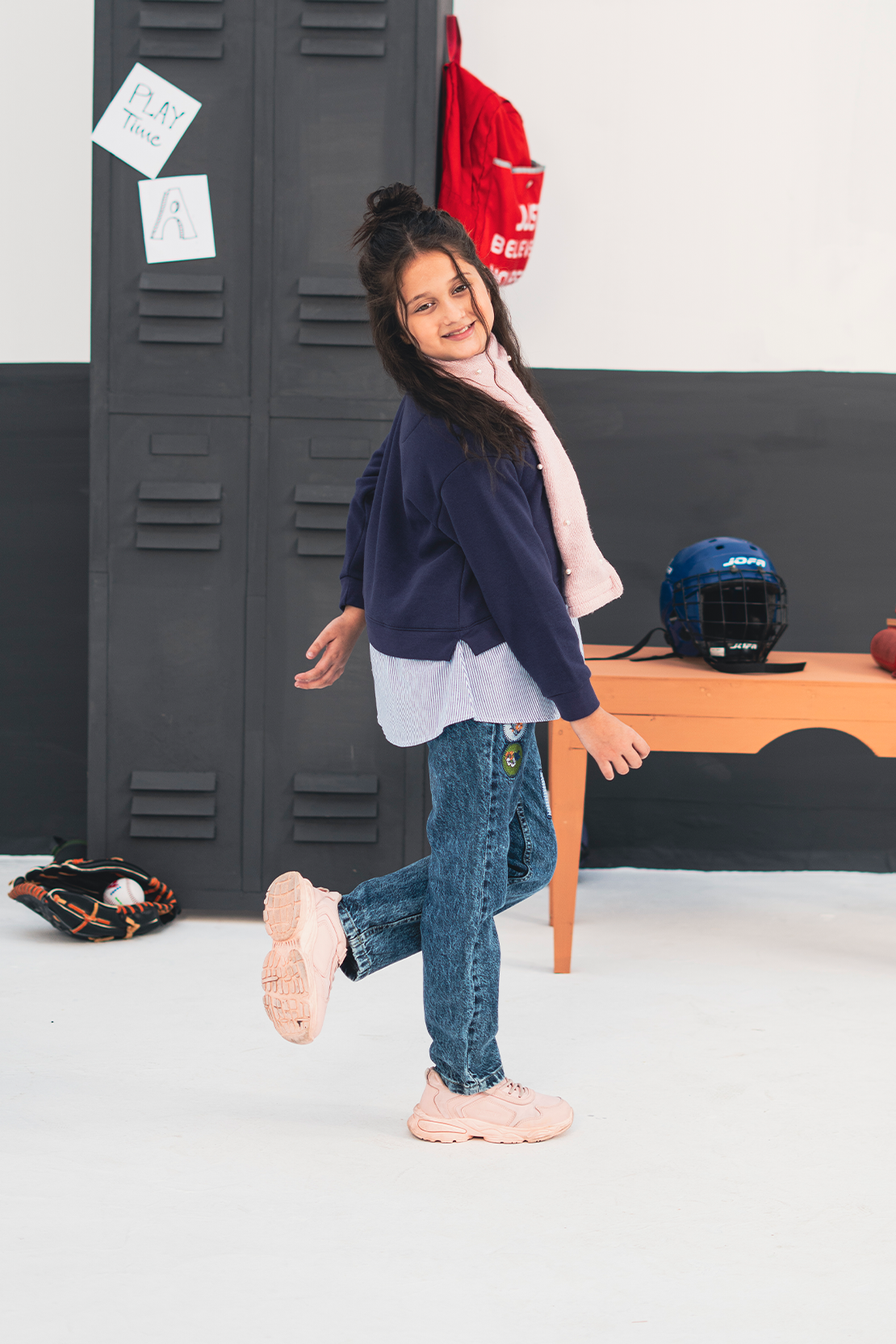 GIRL SWEAT SHIRT