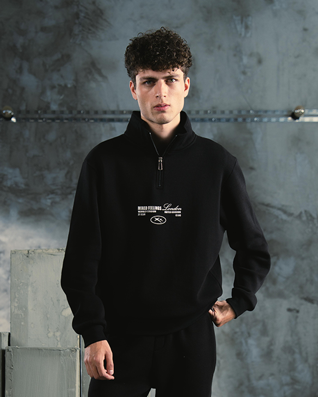 RELAXED MOCKNECK PULL-OVER