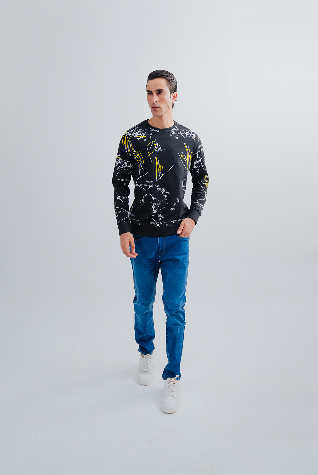 Men Graphic Sweat Shirt