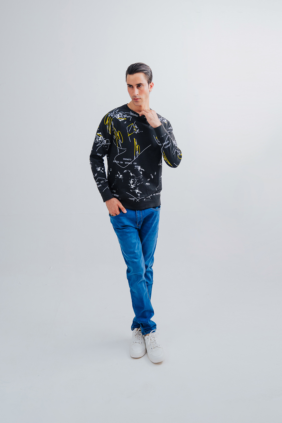 Men Graphic Sweat Shirt