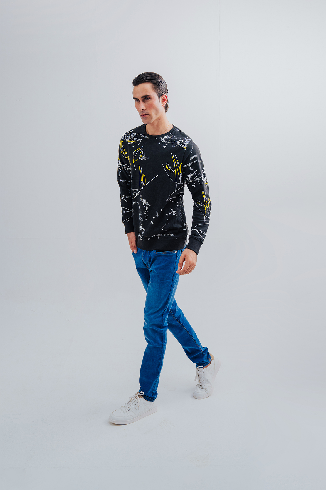 Men Graphic Sweat Shirt