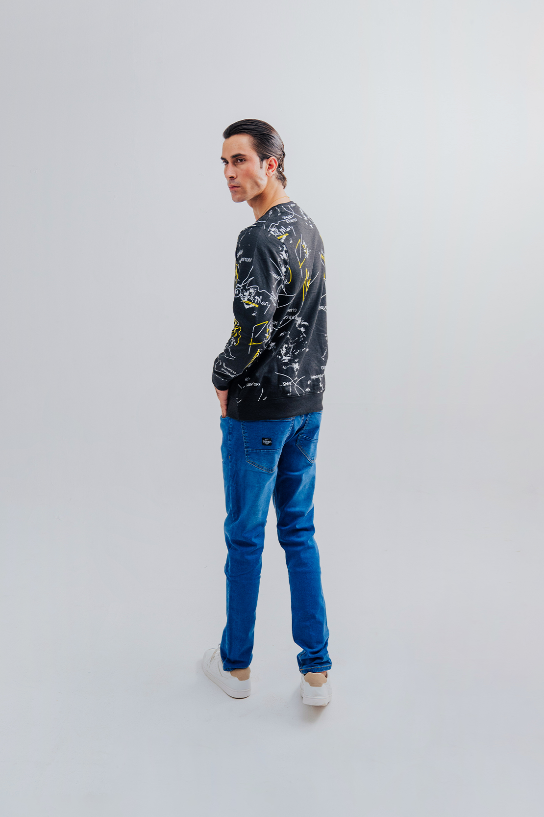 Men Graphic Sweat Shirt