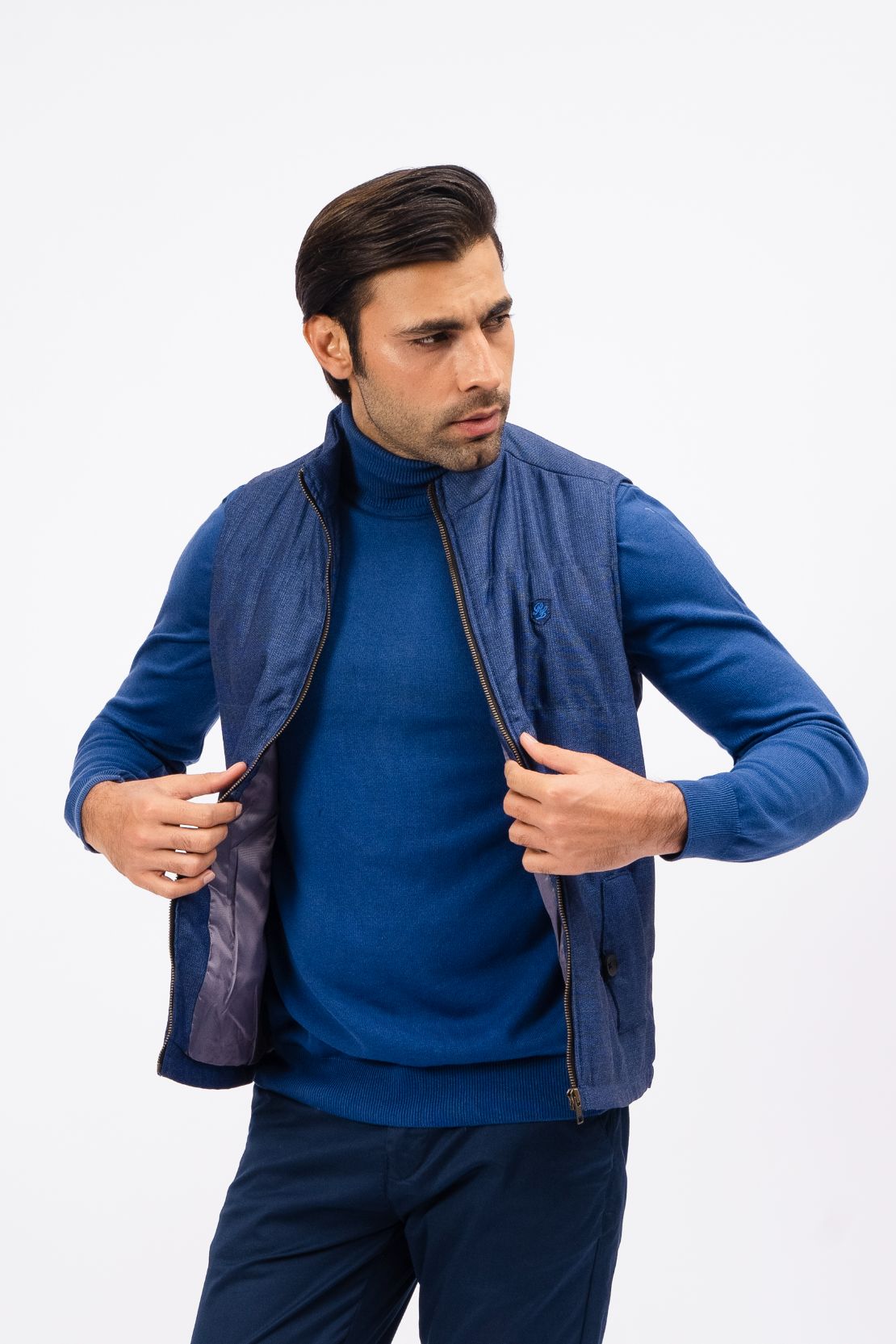 Sleeveless Jacket