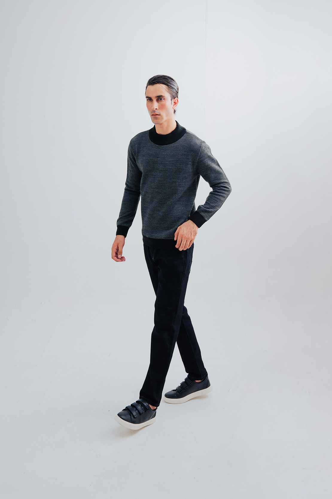 Men Crewneck Sweater