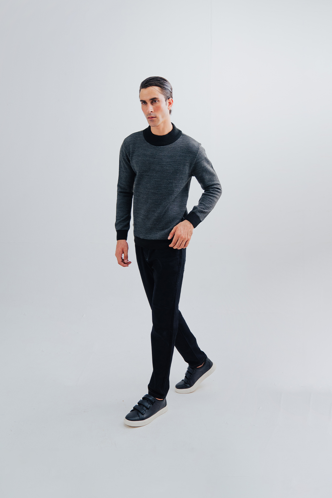 Men Crewneck Sweater
