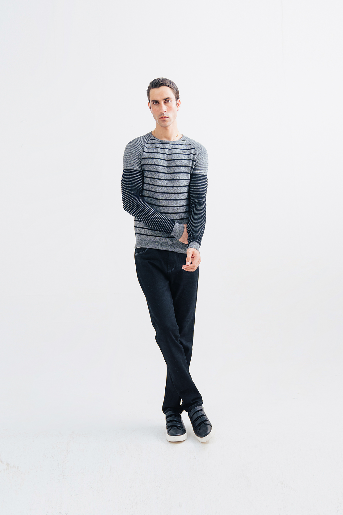 STRIPED SWEATER
