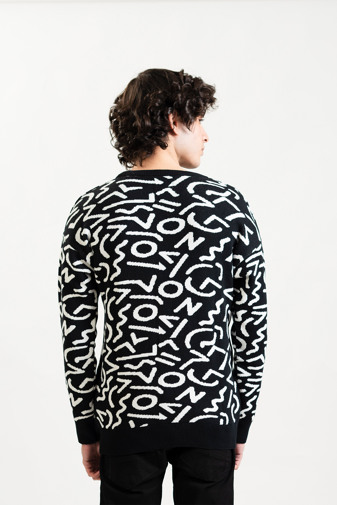 MEN SWEATER