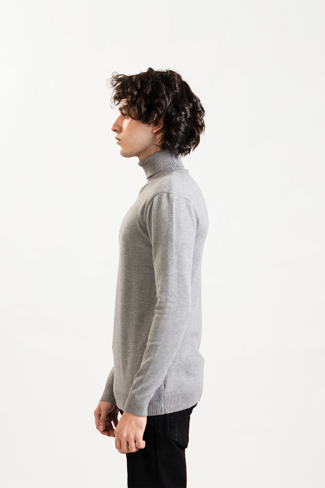 MEN SWEATER