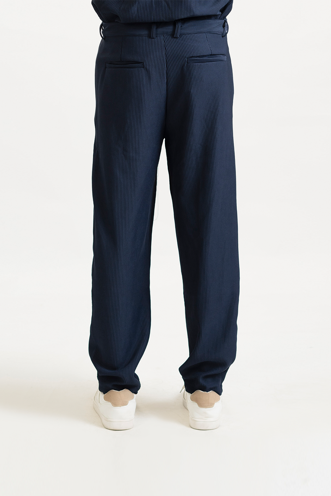 MEN TROUSER