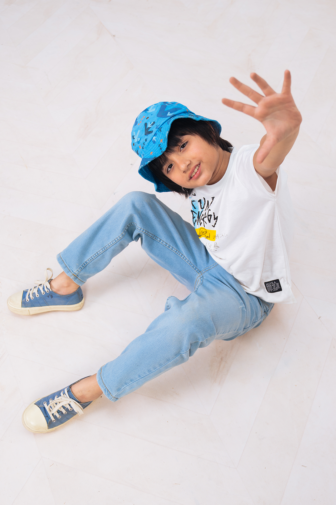 BOY T SHIRT