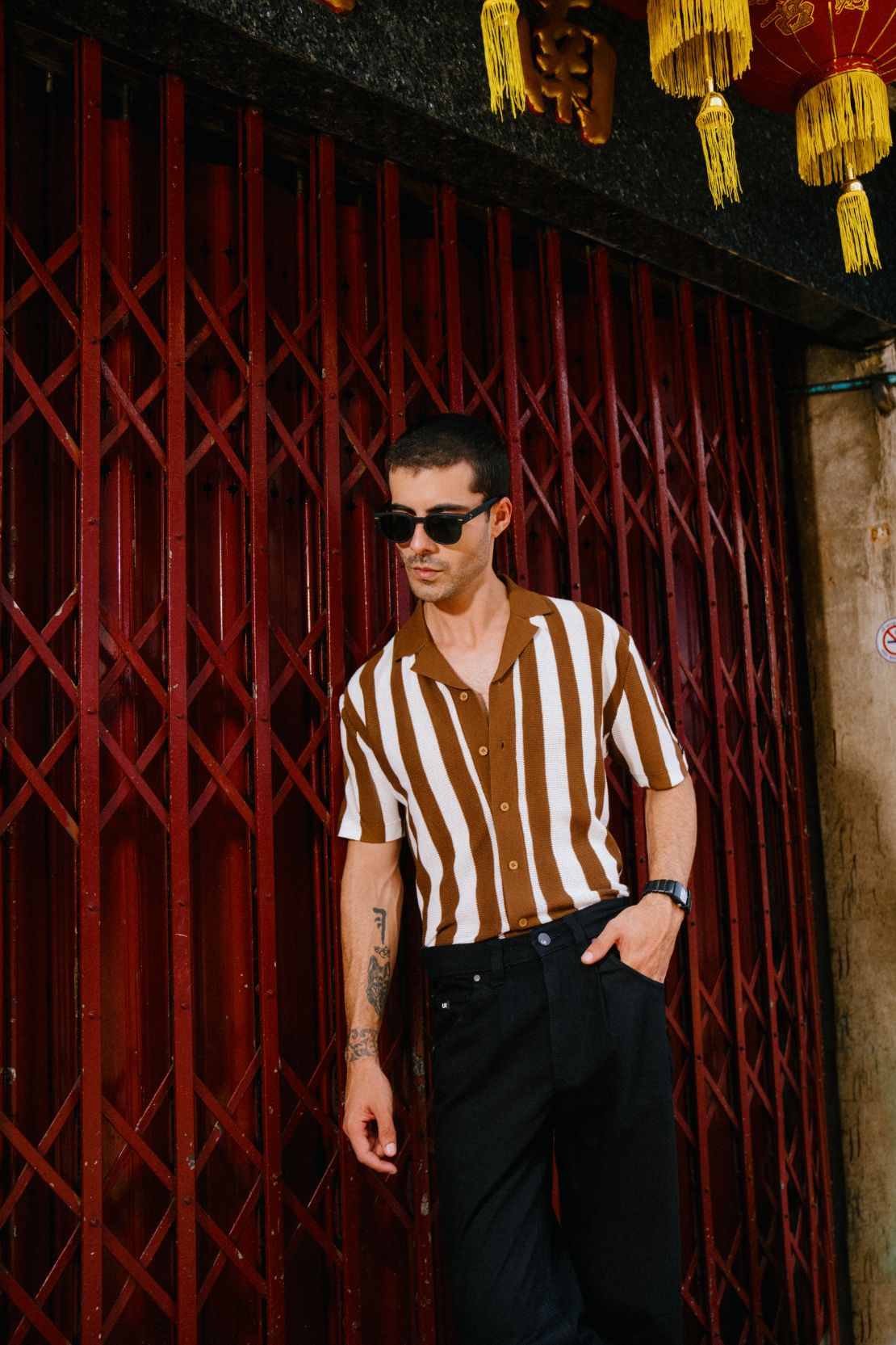 RELAXED FIT BUTTON DOWN KNITTED POLO