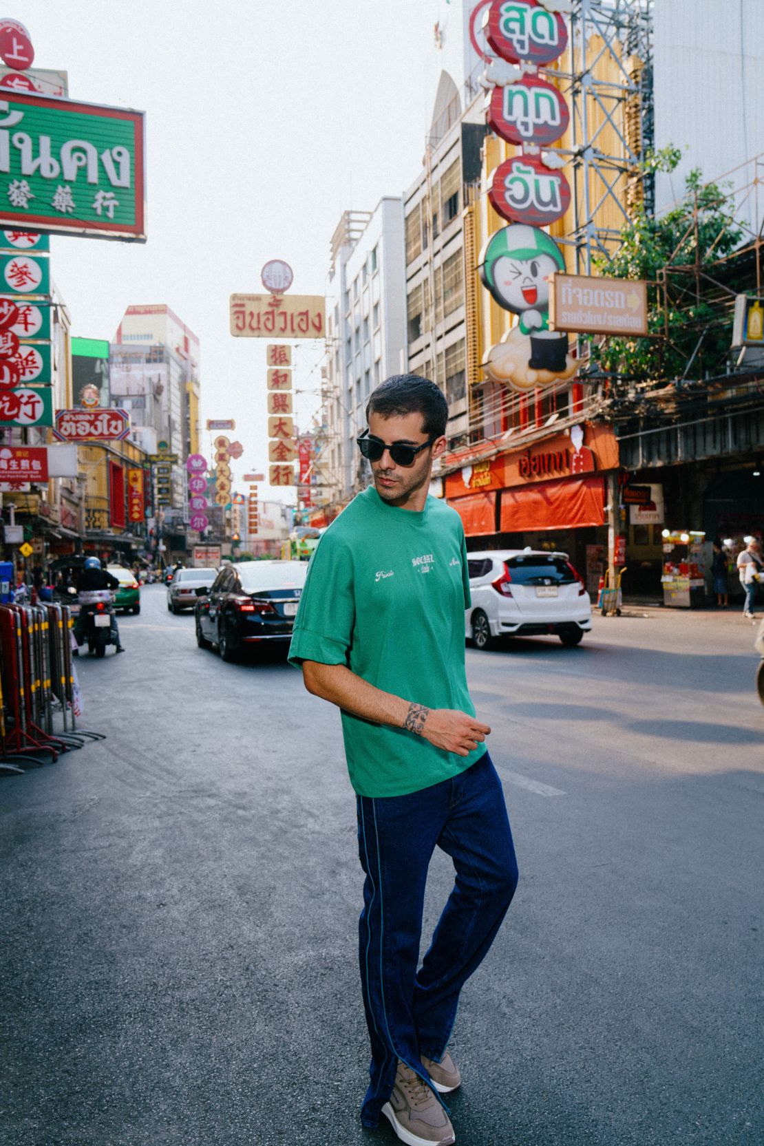 MEN T SHIRT