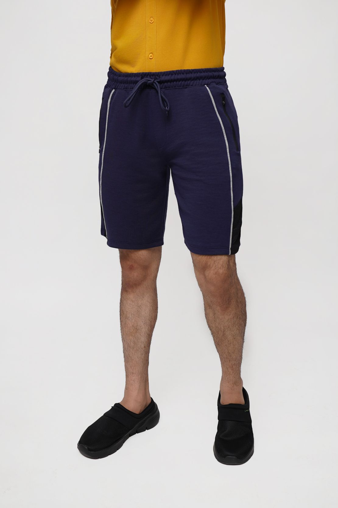 Men Contrast Short