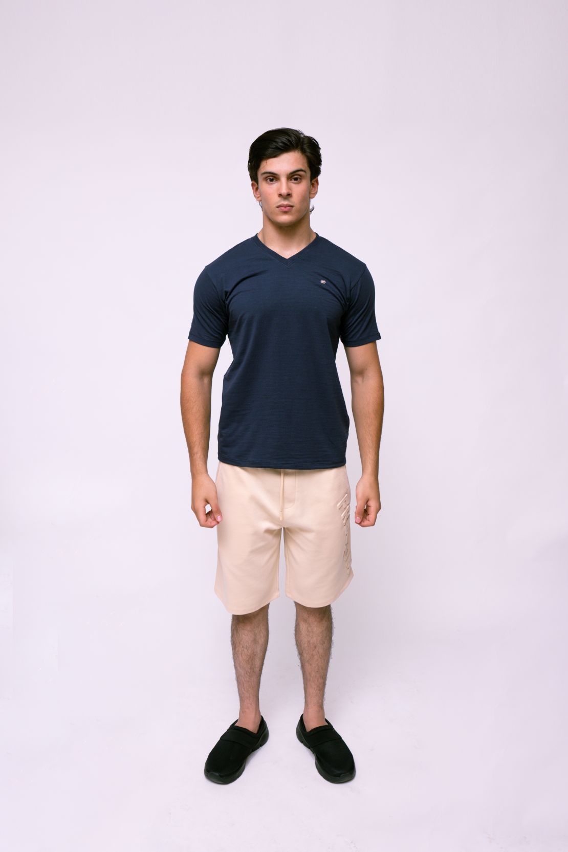 V-NECK TEE