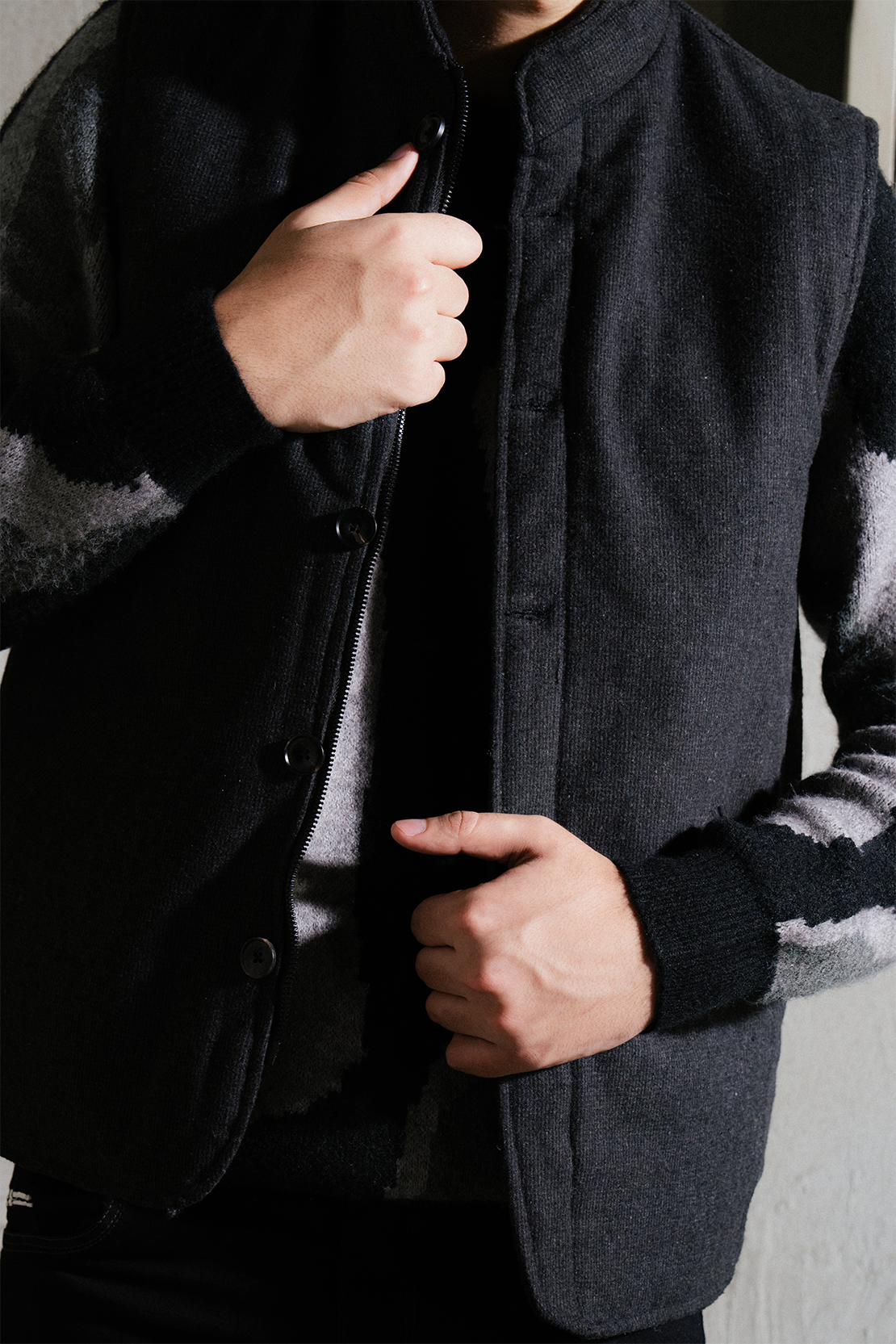 Men Sleeveless Jacket